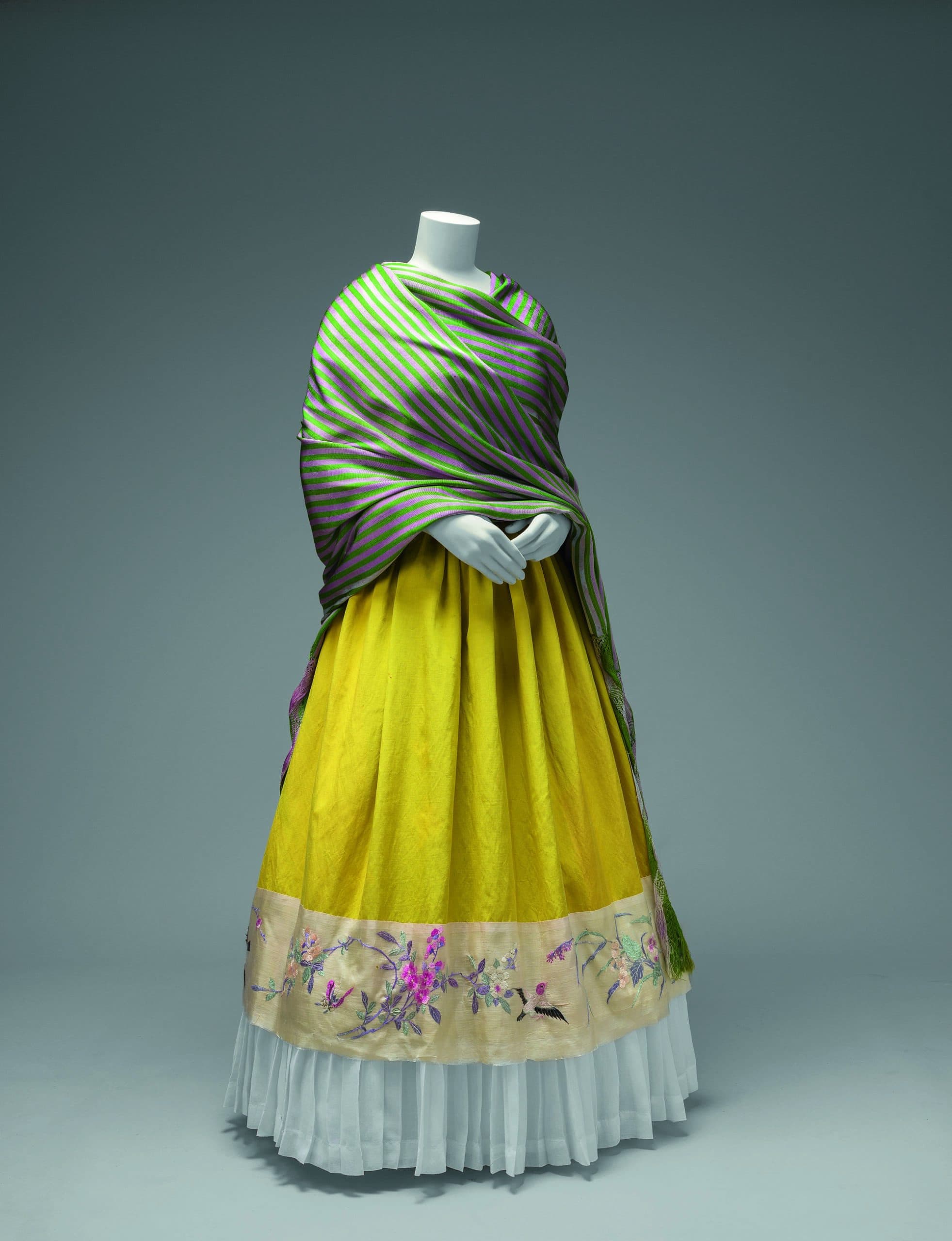 <p>Rebozo with Rapacejo (knotted fringe); Silk shirt with Chinese Embroidered Panel & Holán (ruffle)<br />
Photographs: Javier Hinojosa<br />
Diego Rivera and Frida Kahlo Archives, Banco de México, Fiduciary of the Trust of the Diego Rivera and Frida Kahlo Museums<br />
Image courtesy of the Fine Arts Museums of San Francisco</p>
