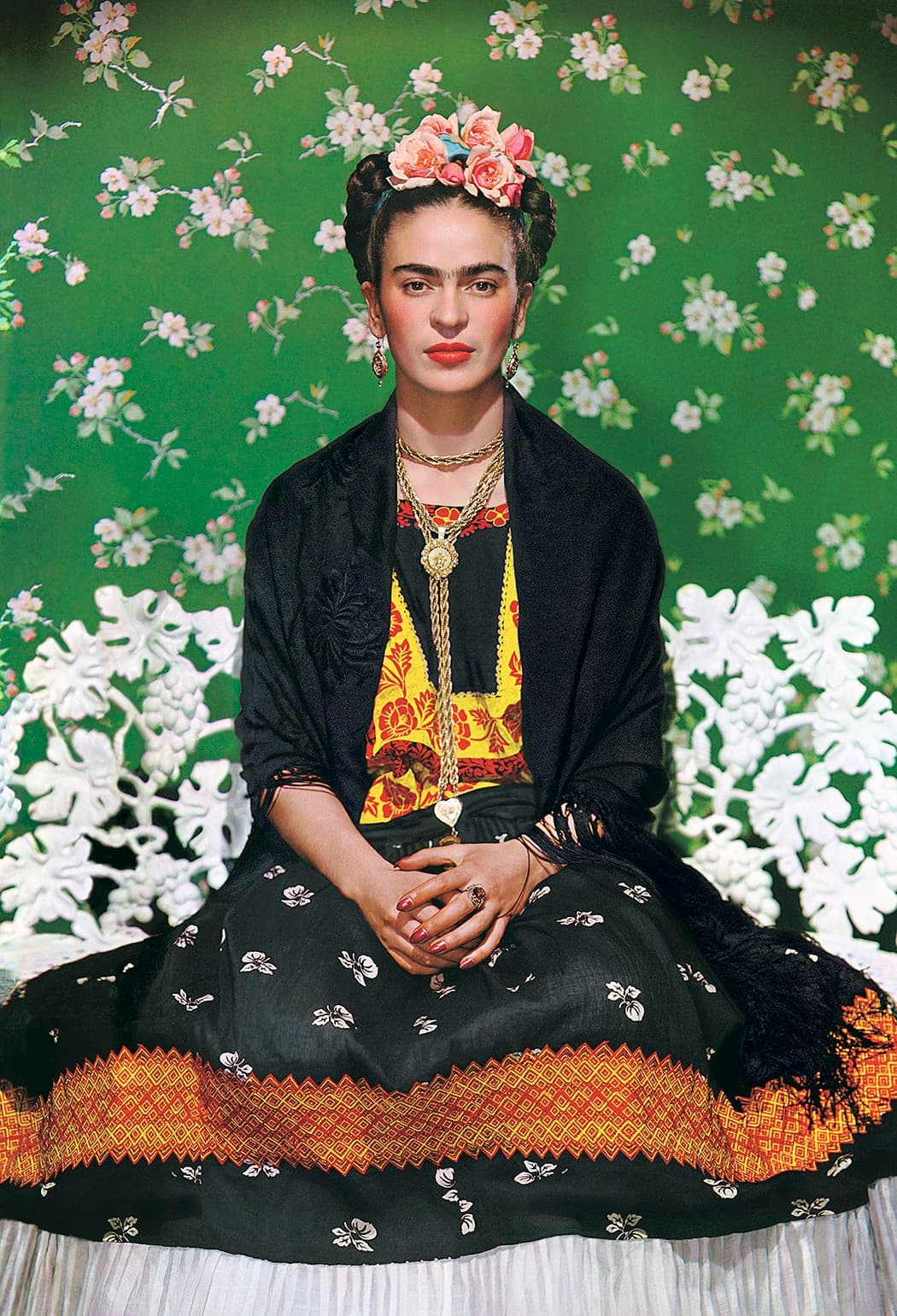 <p>Nickolas Murray<br />
"Frida on Bench"<br />
Nickolas Murry Photo Archives<br />
Image courtesy of the Fine Arts Museums of San Francisco</p>
